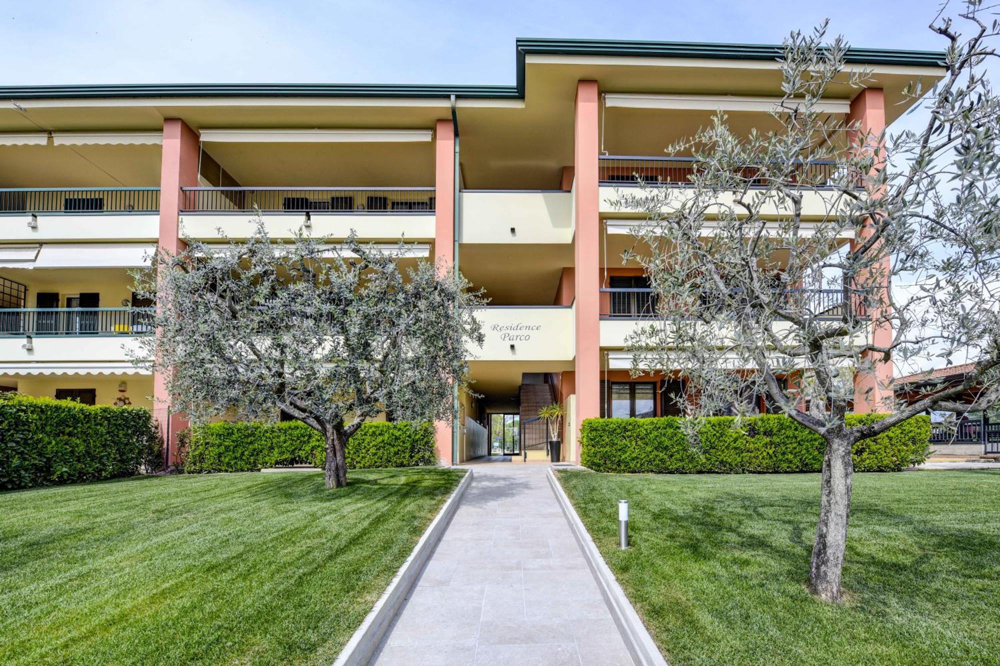 Residence Parco Sirmione Exterior photo